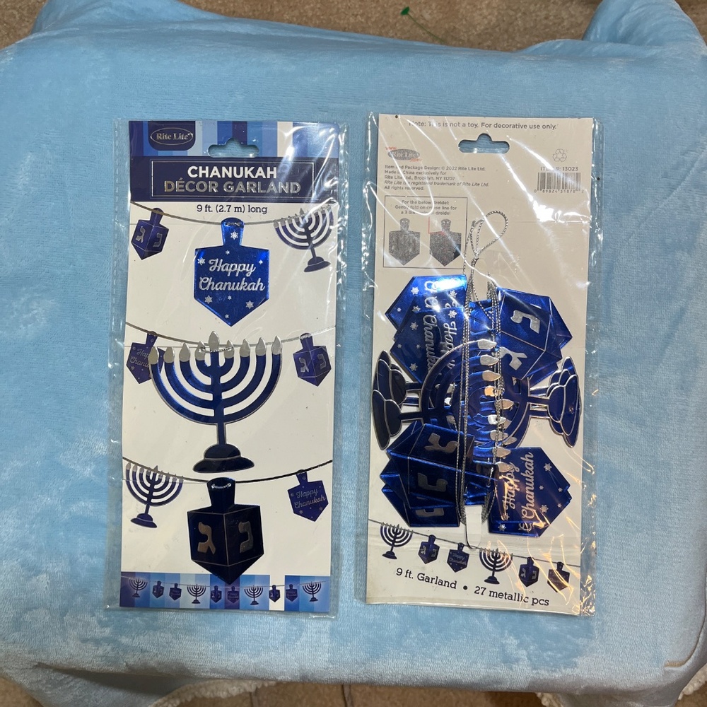 2 packages rite lite, ltd. Chanukah Foil Garland Banner - Picture 5 of 8